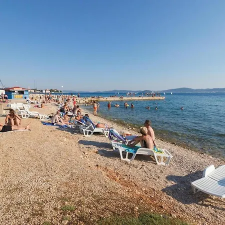 Nice In W/ 2 Bedrooms Zadar